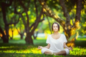 jiuyou游戏-双星闪耀，科维托娃的重生与TES的无限未来